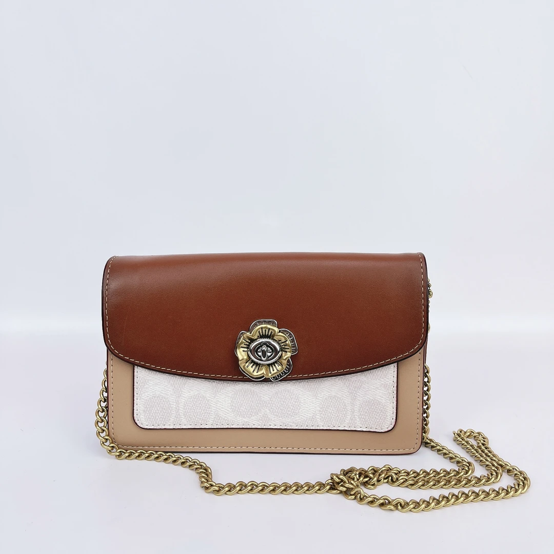 95新 COACH/蔻驰 蔻驰 棕色链条斜挎包底长19 C244