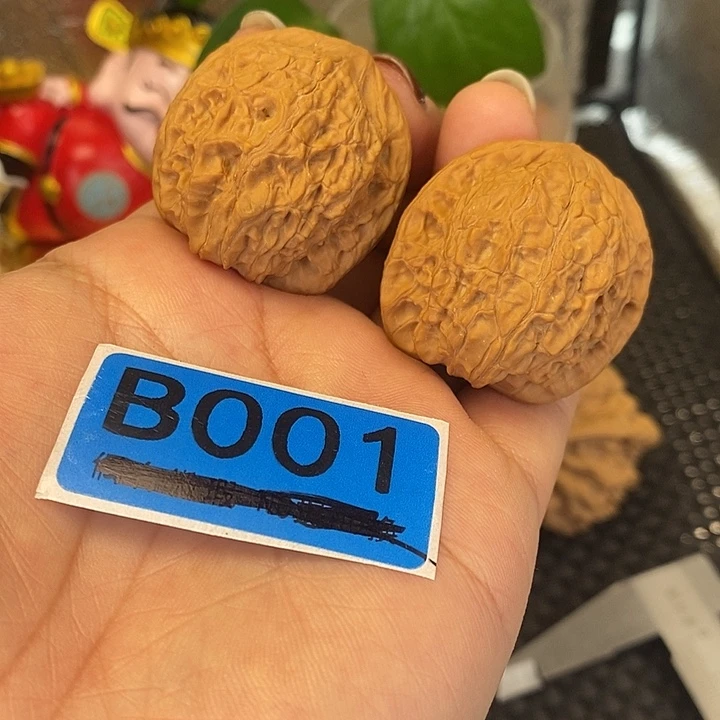 章****吊坠文玩核桃34绣球