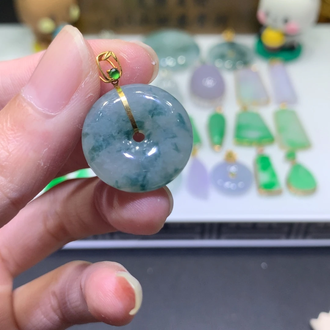 翡翠18K金镶嵌吊坠(不含链)