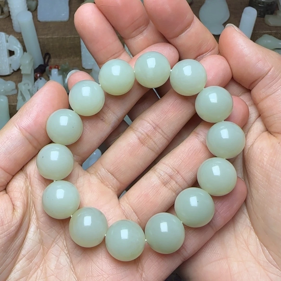 白玉菩提吊坠彬**礼手串卡16且末