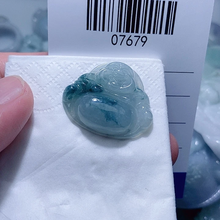 来****翡翠未镶嵌颈饰天光墟翡翠市场现金代购