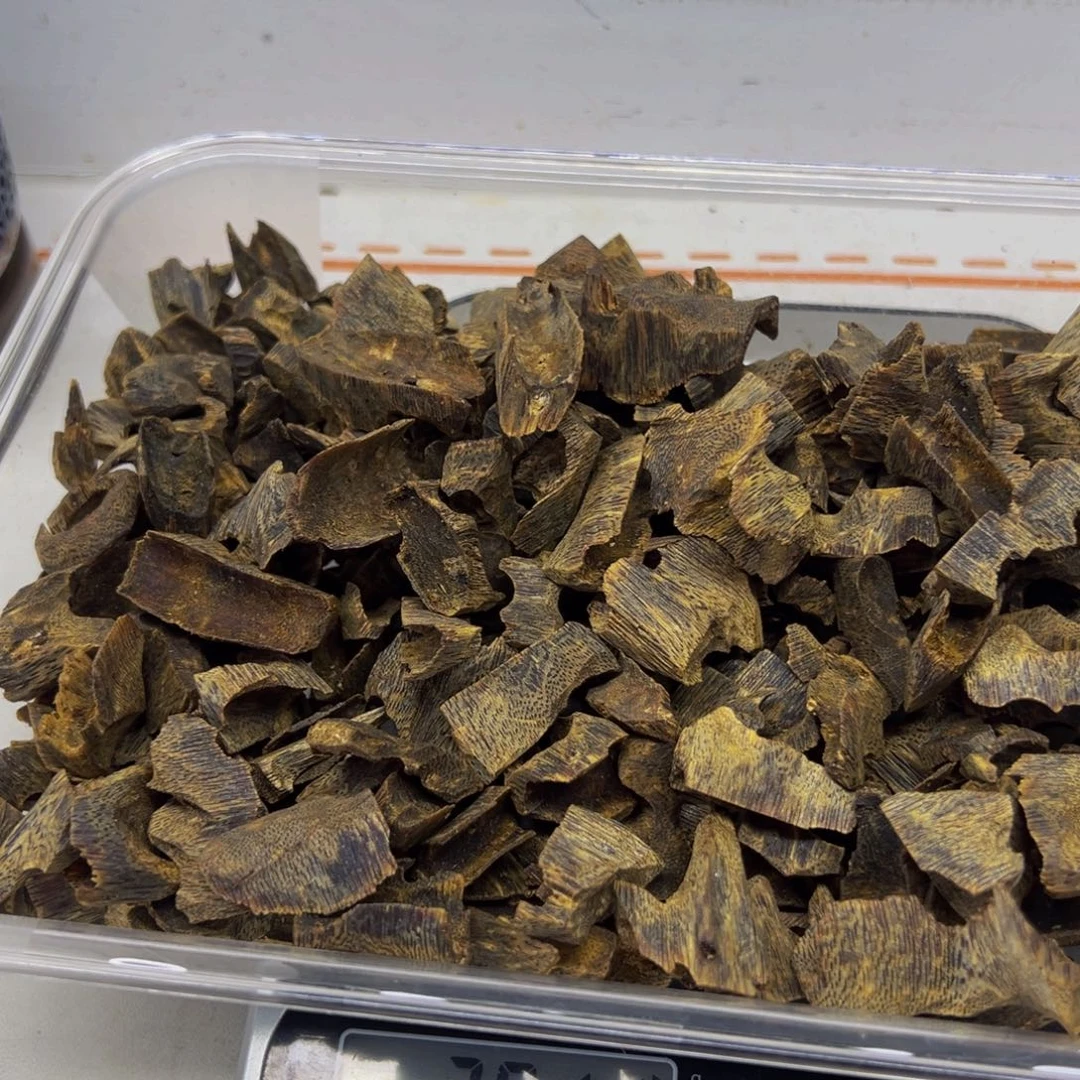 沉香沉香碎屑绿奇楠沉香淳化老料高端壳子香30克