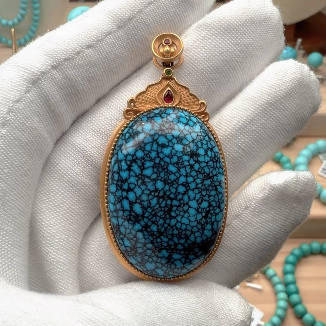 绿松石18K金镶嵌珠宝奇石