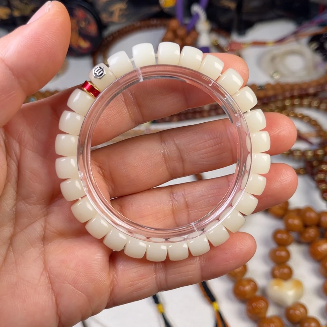 吊坠菩提根/象牙果344556778889999