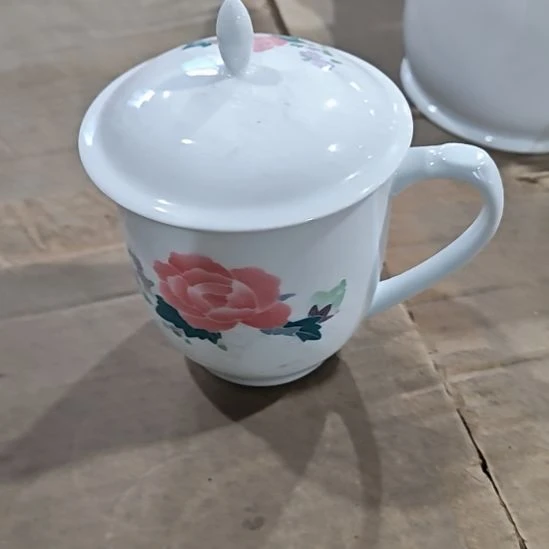 摆件陶瓷盘子碗啥都有