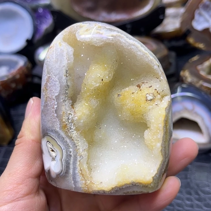 水晶发饰未镶嵌金腰带