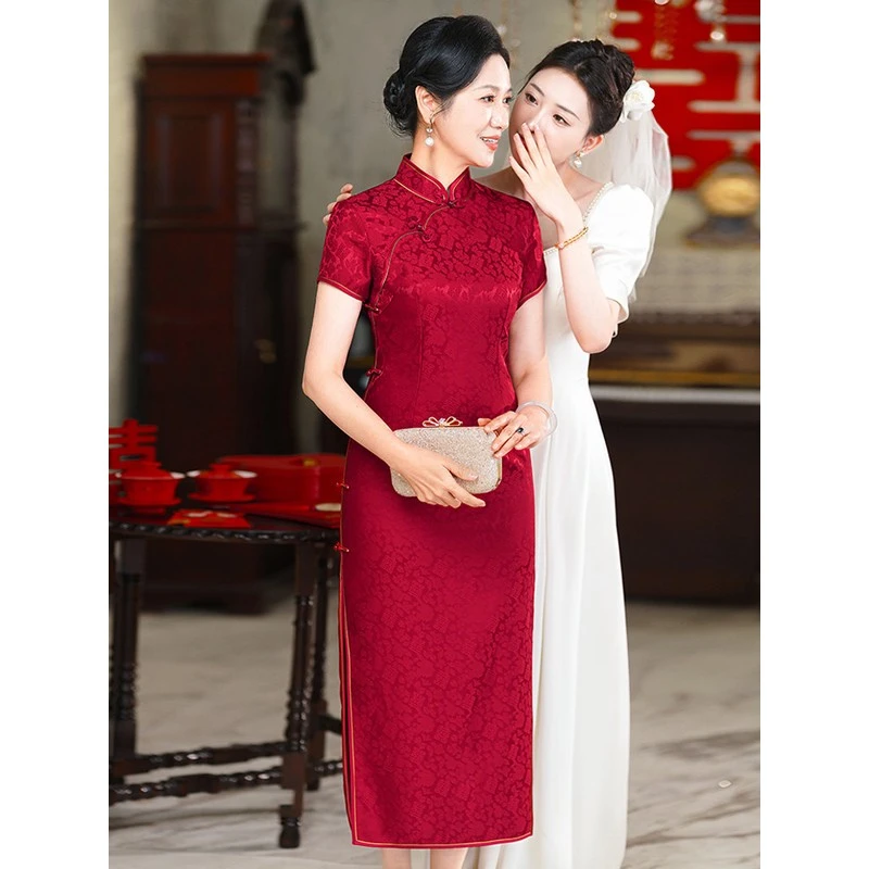 旗袍新款年新款喜婆婆婚宴装酒红色仿桑蚕丝妈妈礼服高端显瘦连衣