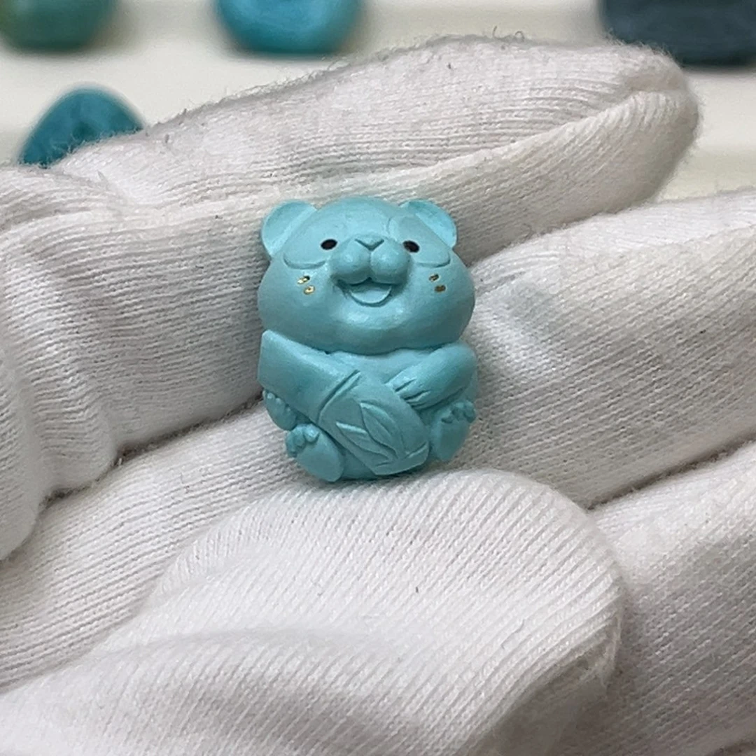 绿松石未镶嵌颈饰