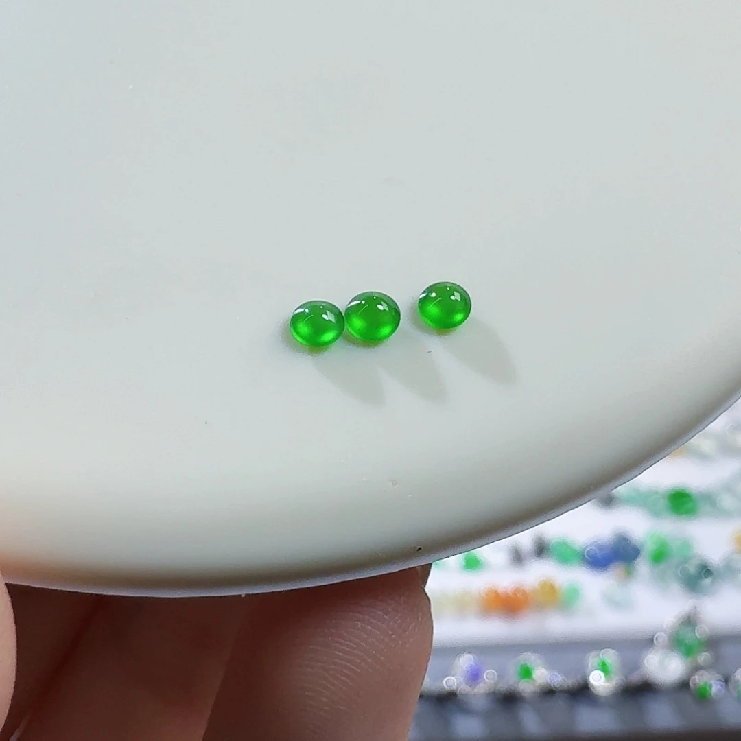 定制翡翠未镶嵌颈饰龙石毕业级别