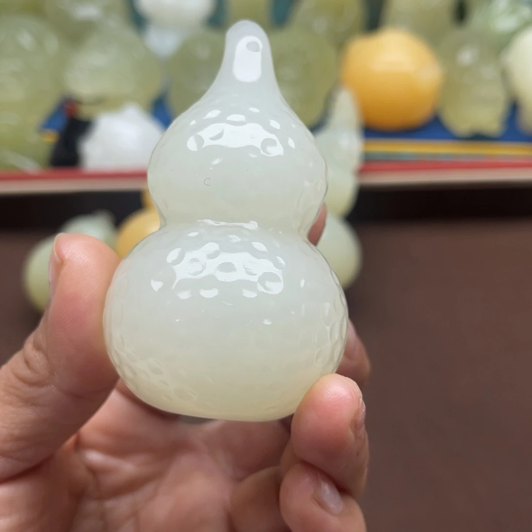 离***尘玉天然桌面小摆件