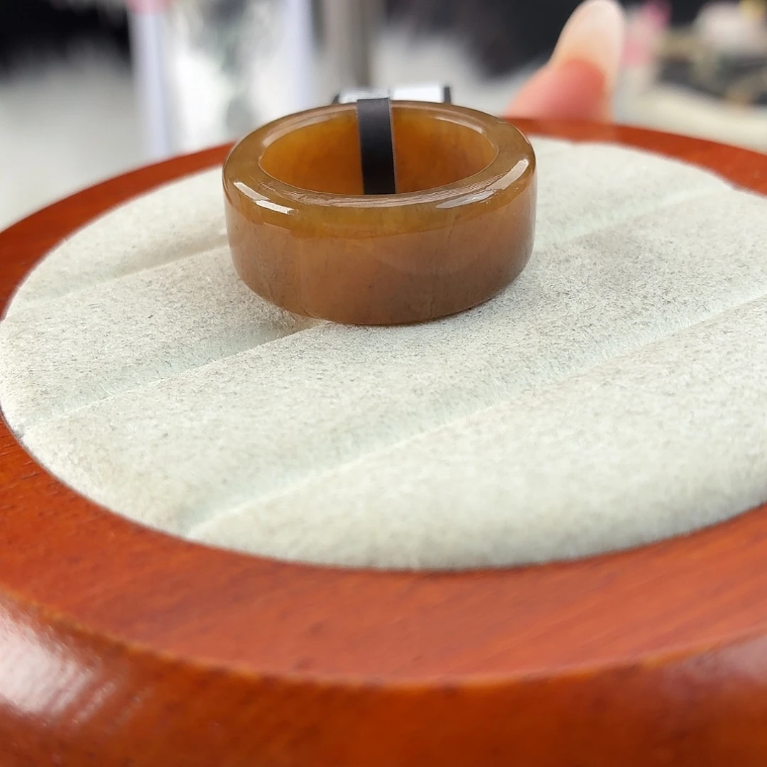 楚***雯和田玉未镶嵌戒指r19金桔糖圆切19.2壁厚3.6