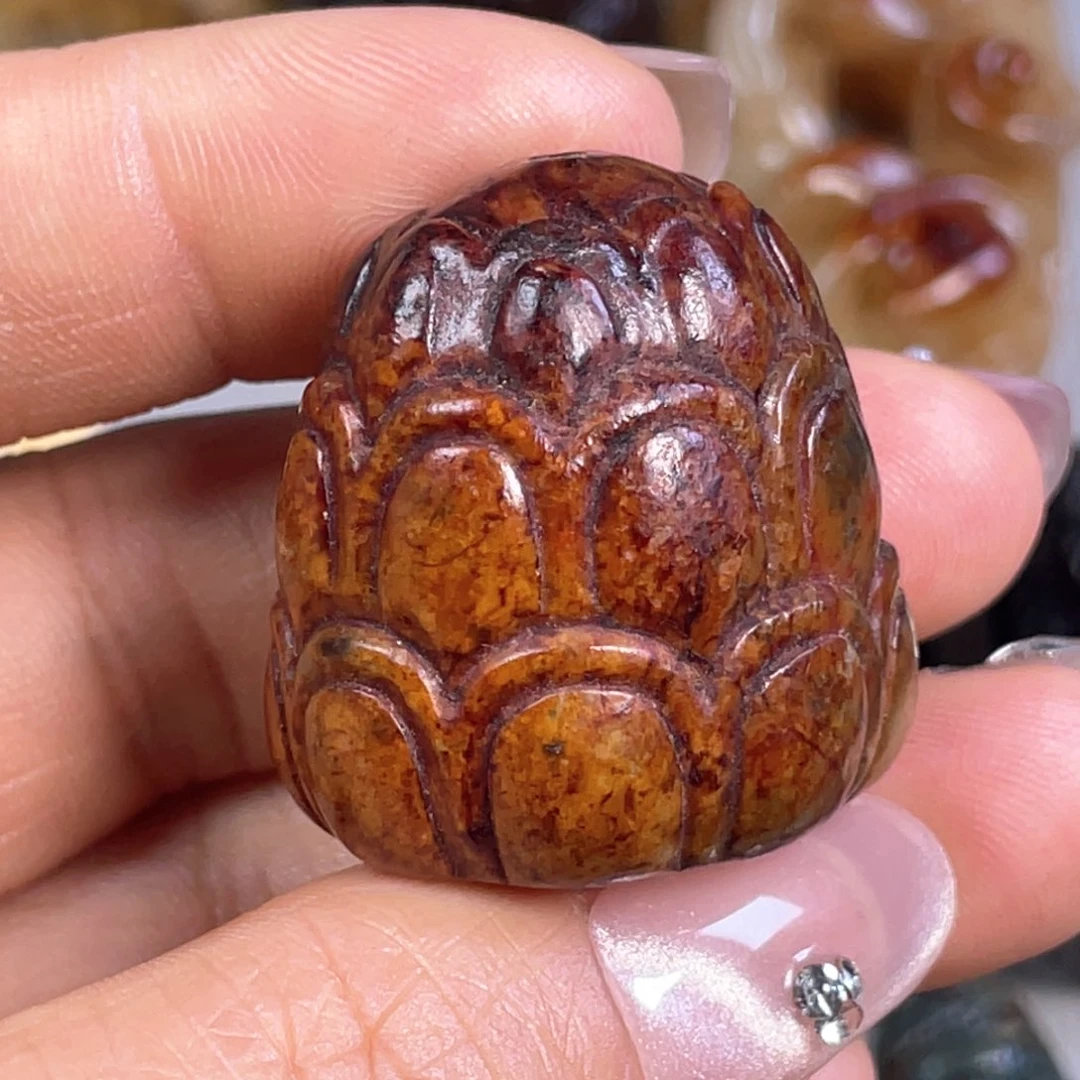 和田玉颈饰未镶嵌云***哥