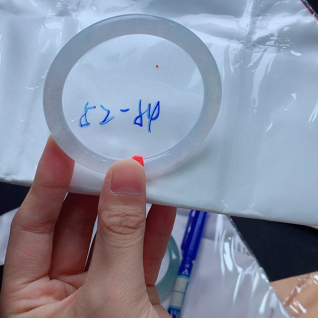 未镶嵌手镯翡翠买断