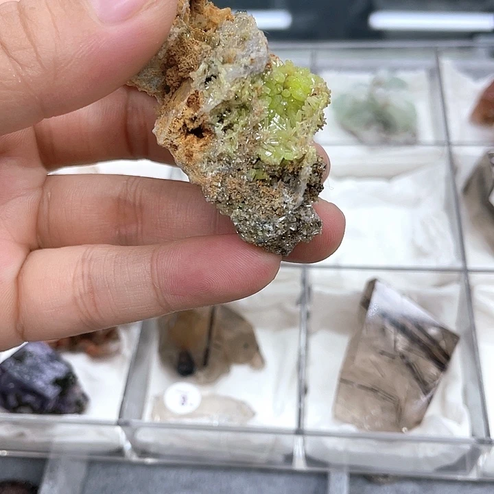 未镶嵌珠宝半成品水晶