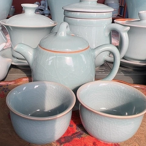 汝瓷秦权壶微瑕福利