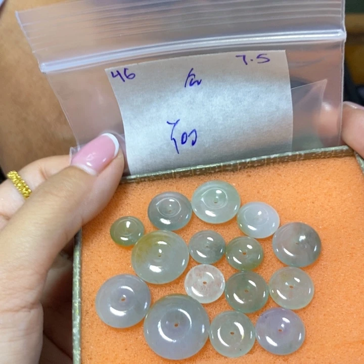 定制翡翠未镶嵌不退