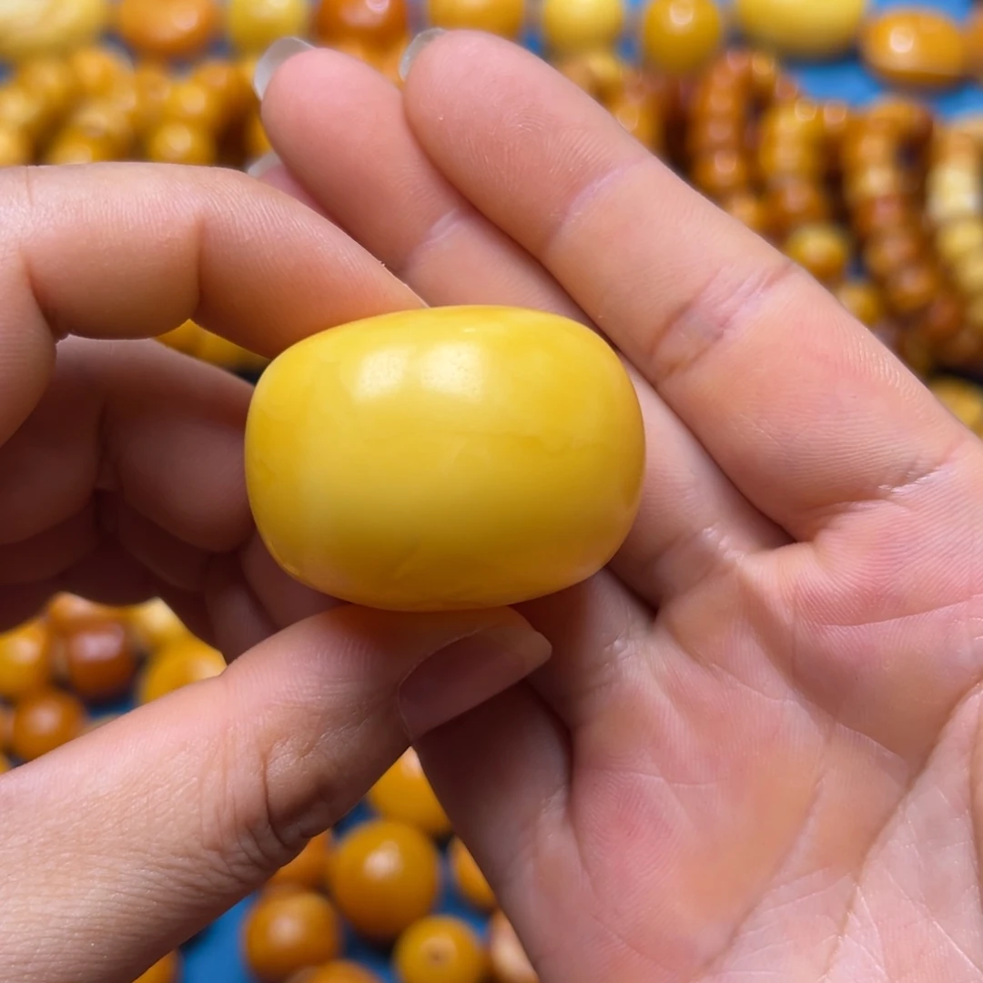 三***兜蜜蜡吊坠(不含链)未镶嵌