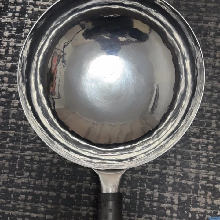 陈****熟铁手工锻打铁锅32