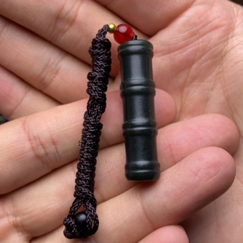 鸿***头和田玉未镶嵌颈饰