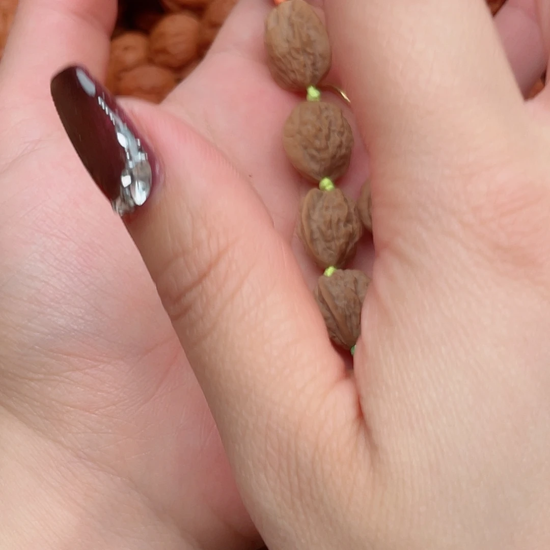 虎***弟文玩核桃吊坠小蛤蟆