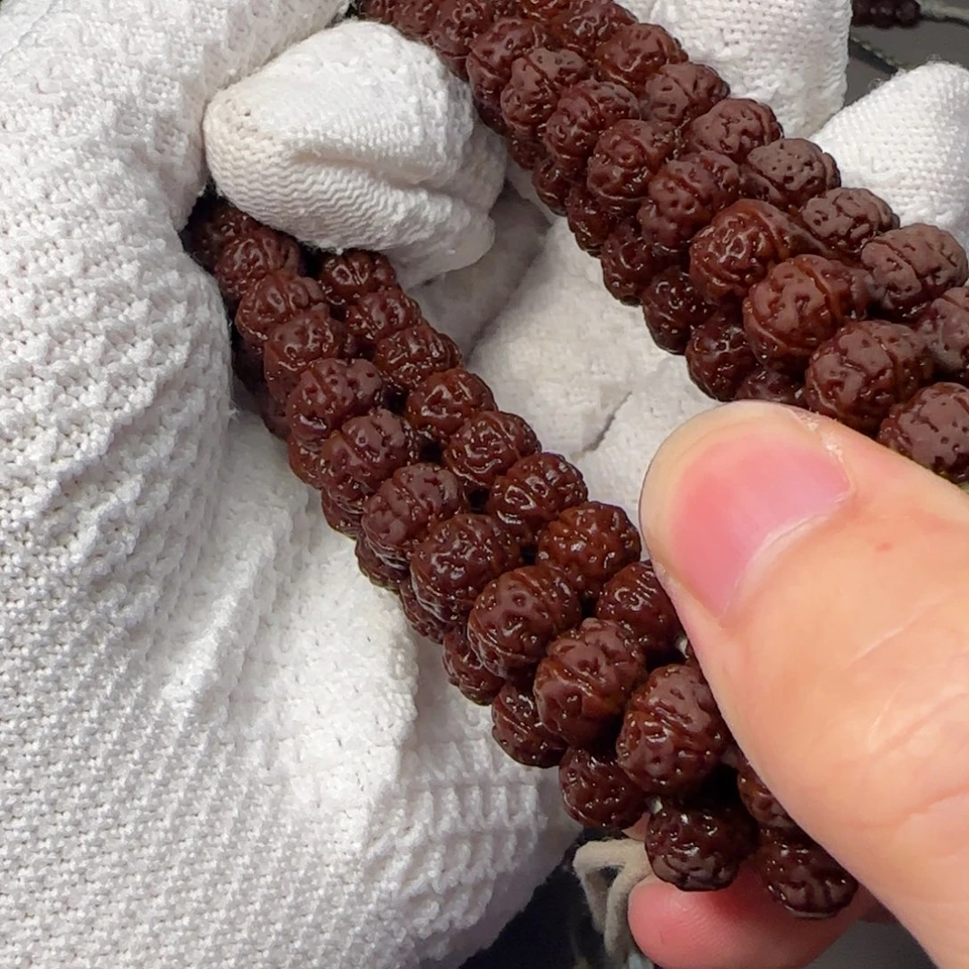 A****金刚菩提吊坠顶级勿里达老树王108