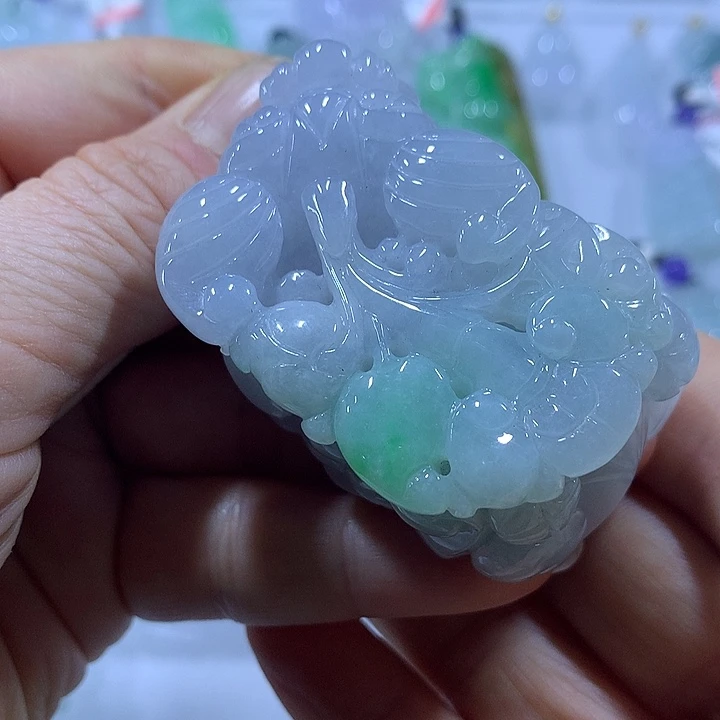 翡翠未镶嵌颈饰天然翡翠A货吊坠