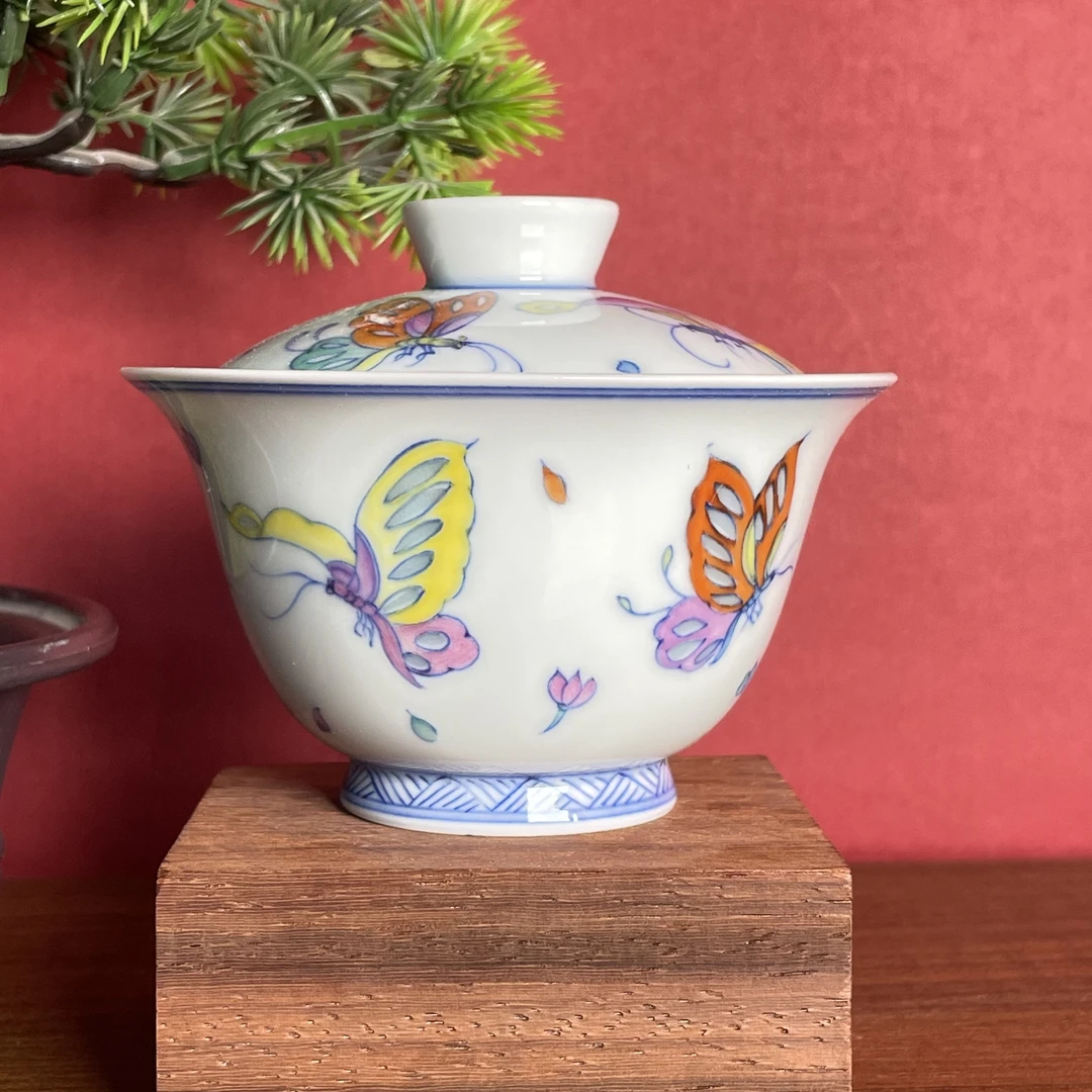 玲珑集 斗彩蝴蝶盖碗 LL265