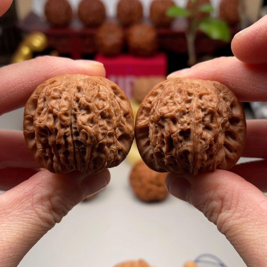 吊坠文玩核桃血麒麟