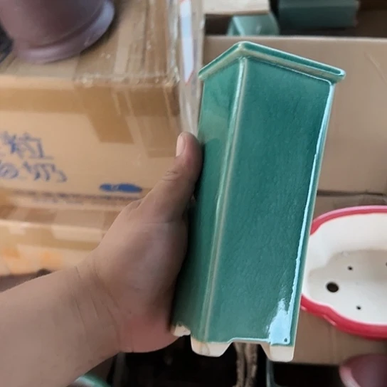 是一个不知名作家与著名导演兼