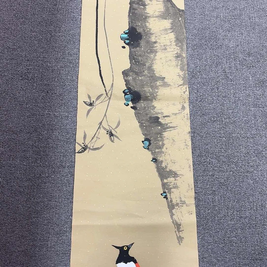 国画国画作品多次入选国内外展出及