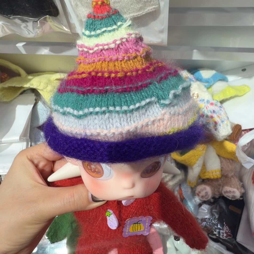 彩虹尖尖帽子一个照片