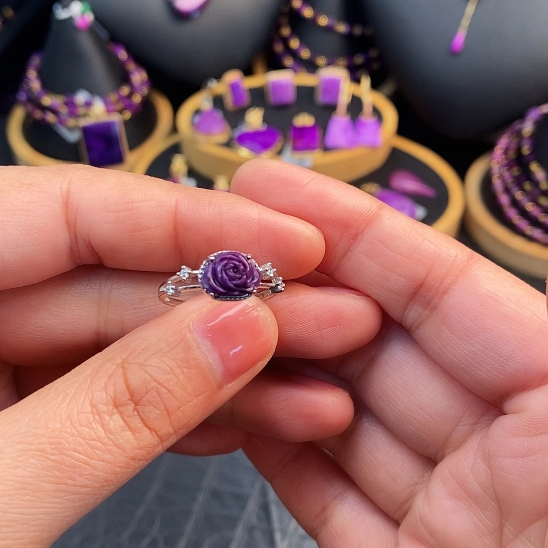 苏纪石（舒俱来）银S925镶嵌戒指