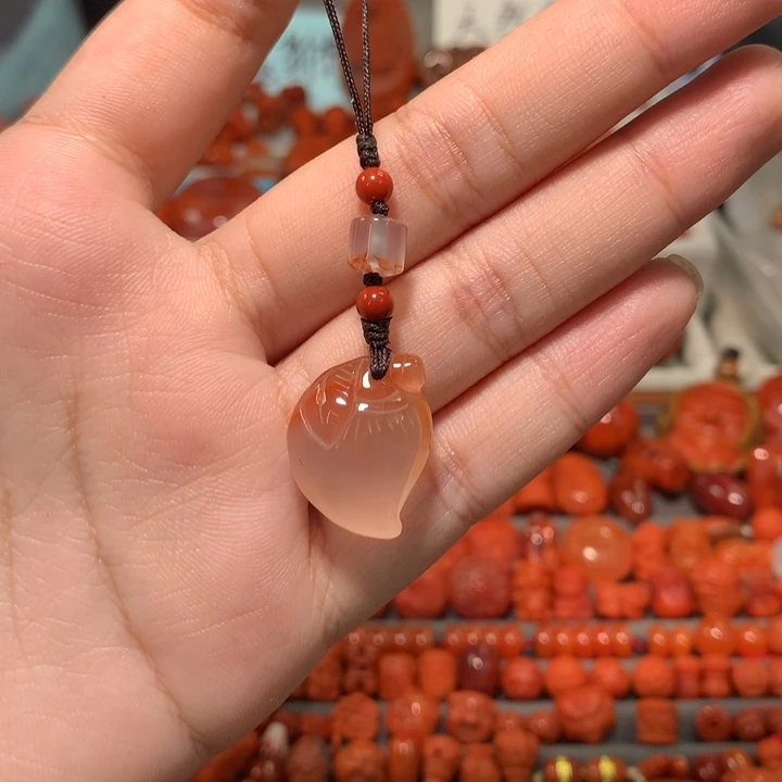 【闪购商品】未镶嵌冰飘仙桃手机链南红玛瑙