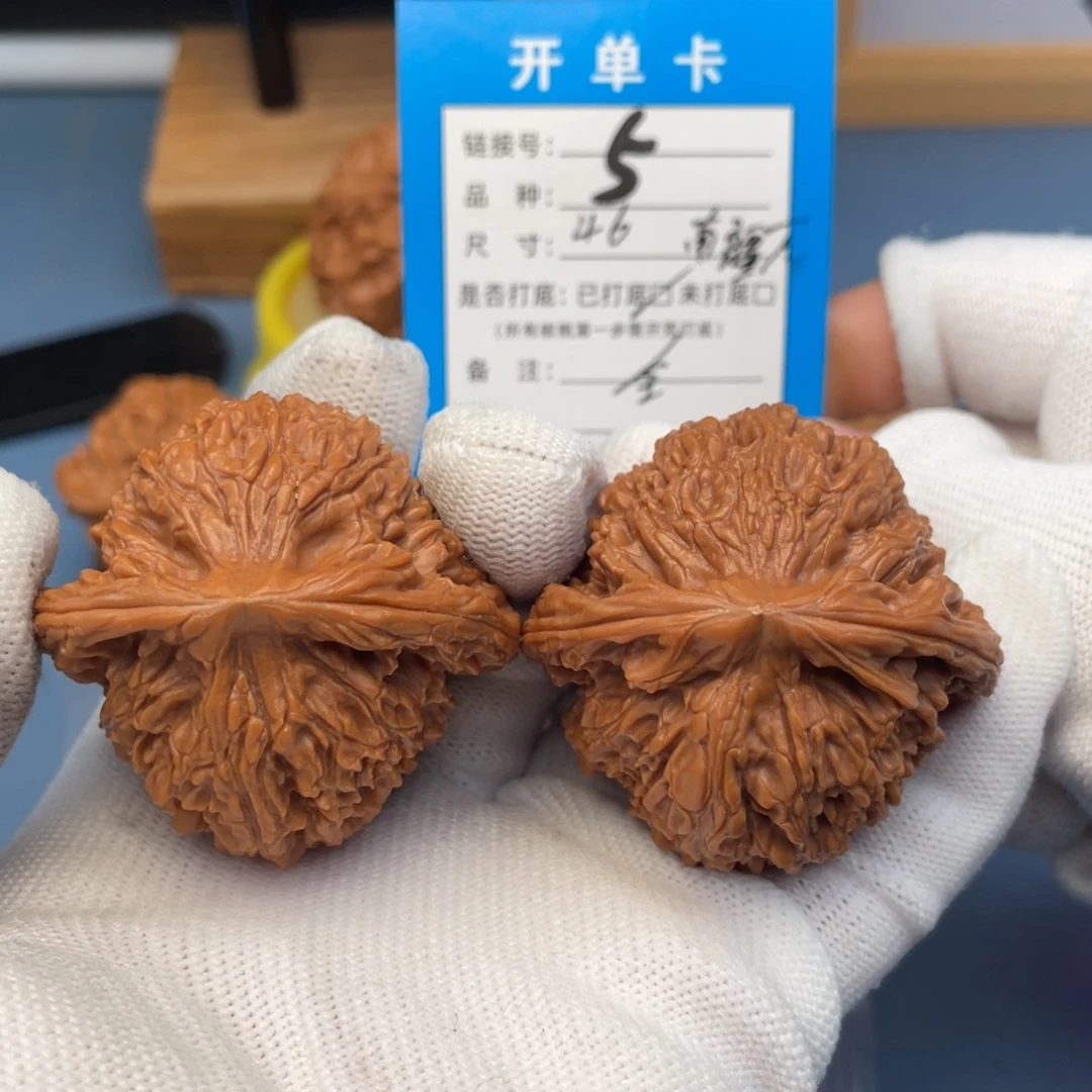 吊坠桃核文玩核桃
