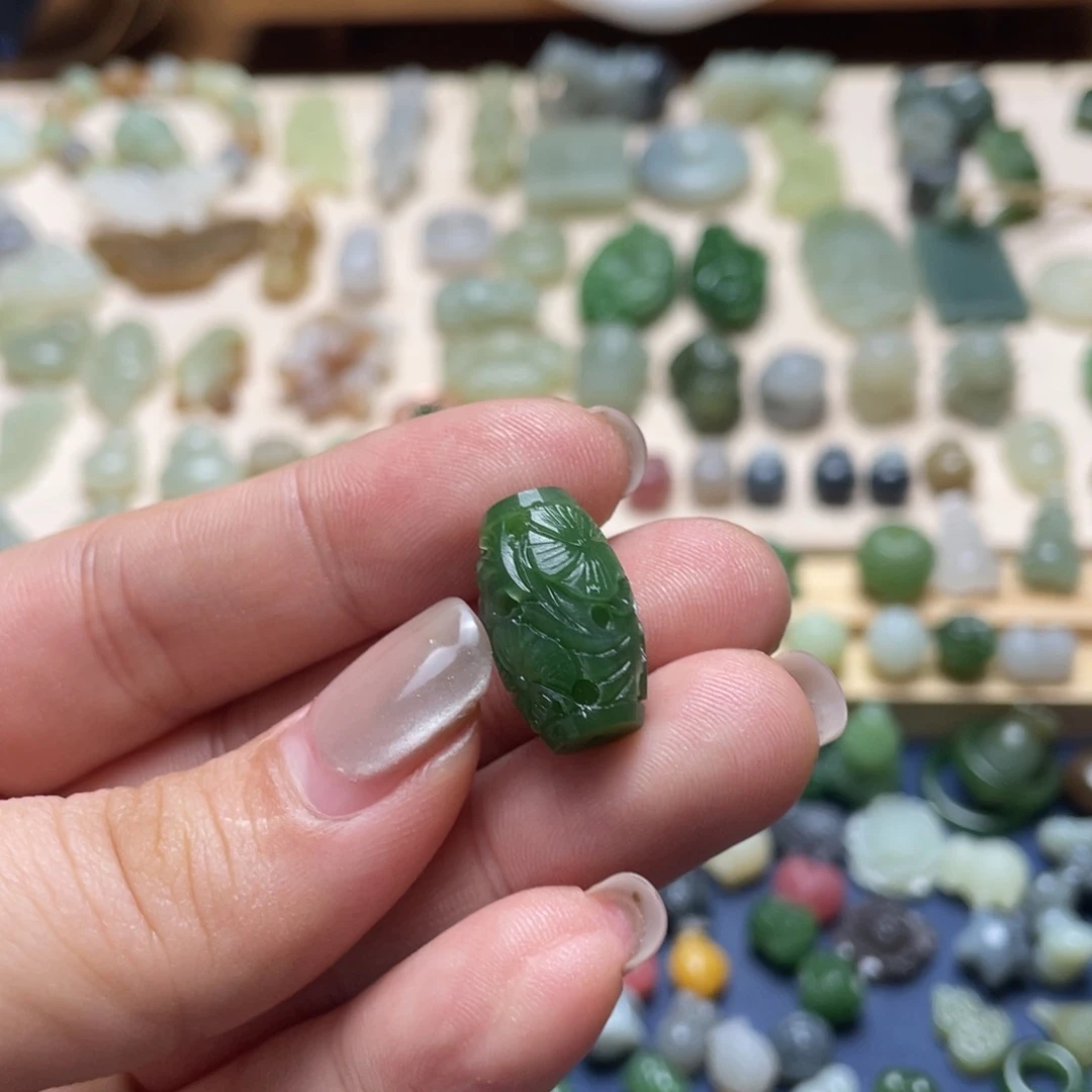 和田玉未镶嵌吊坠(不含链)