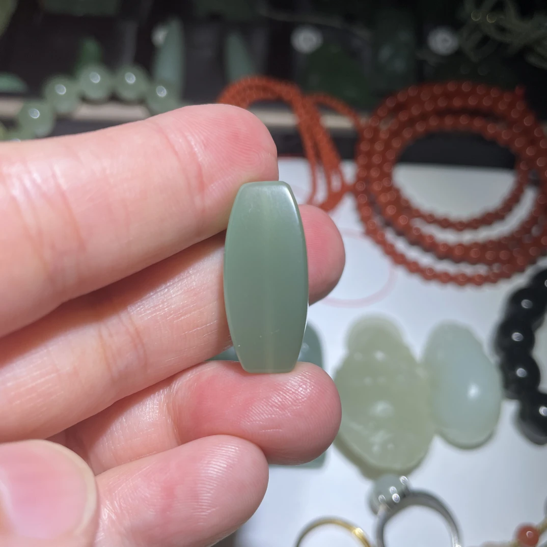 和田玉碧玉粉青勒子