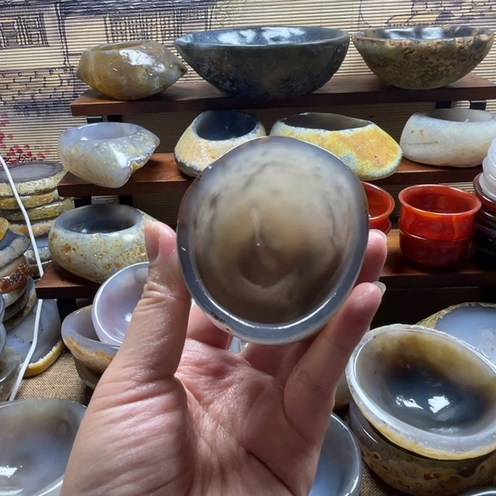 日**辉天然玛瑙原石碗