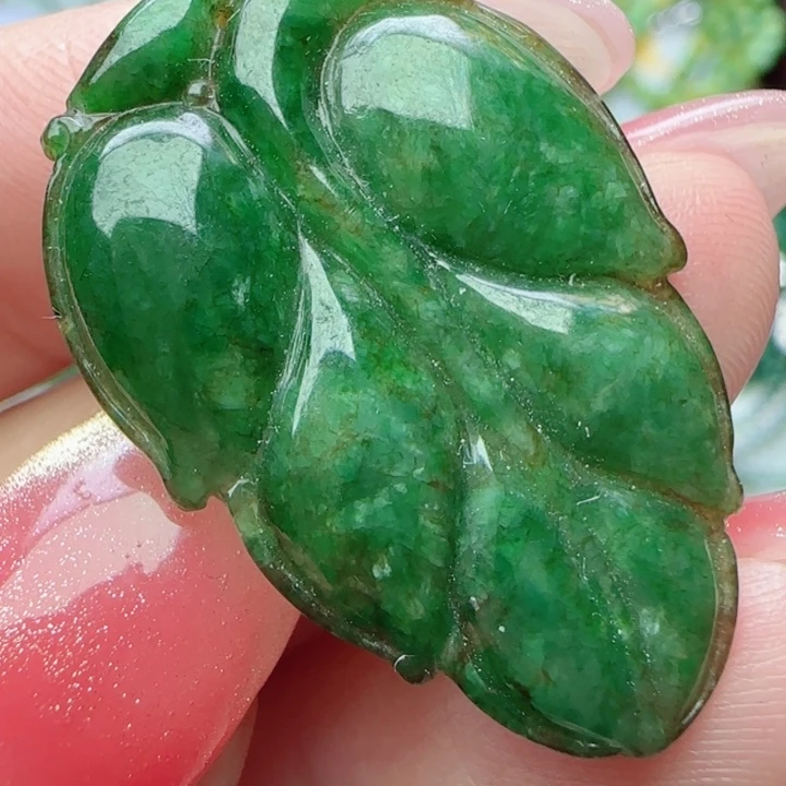 翡翠未镶嵌颈饰天然A货868