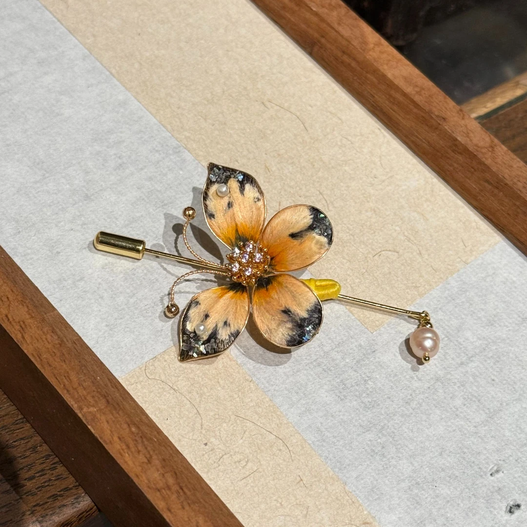 铜合金胸针 【秋翼】绒花胸针