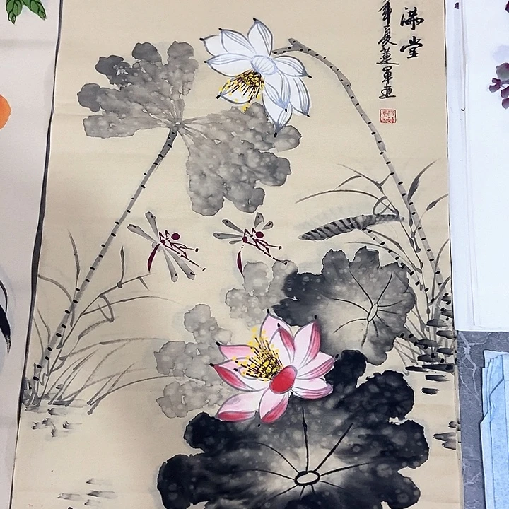 小周画廊的直播间
