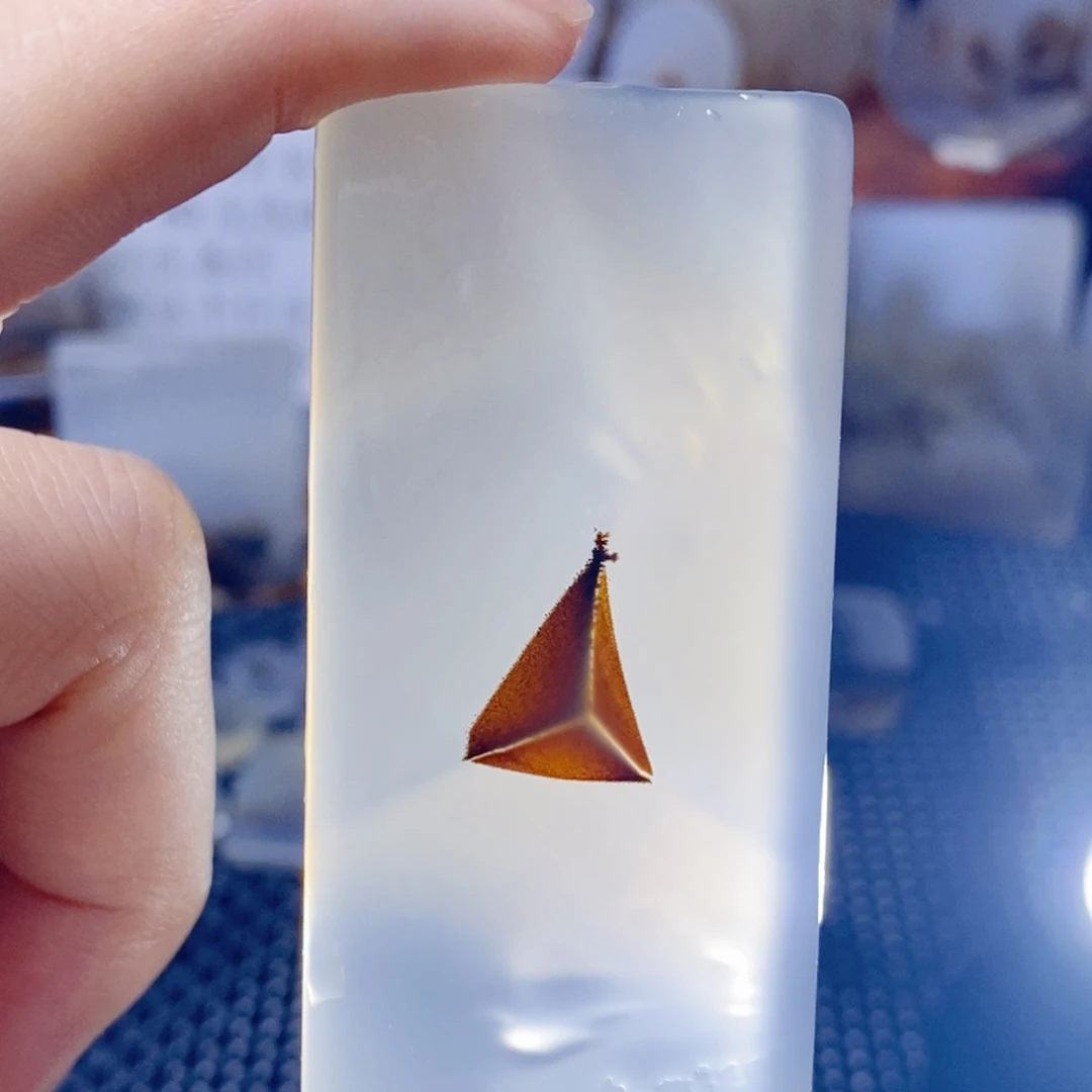 玛瑙/玉髓未镶嵌珠宝奇石