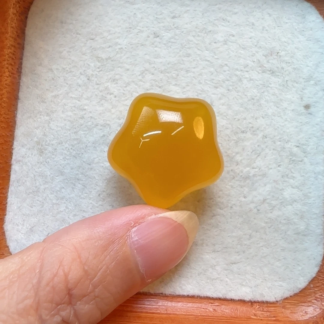 琥珀未镶嵌珠宝奇石定制