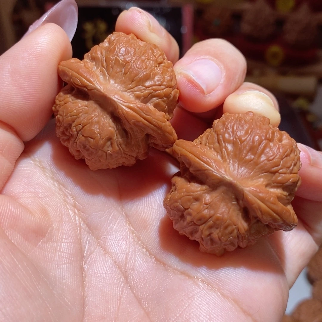 把件文玩核桃37尺全品树头血麒麟