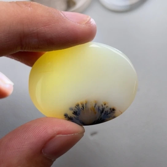 玛瑙/玉髓颈饰未镶嵌观*在