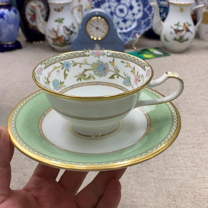 瓷片这些都是自己