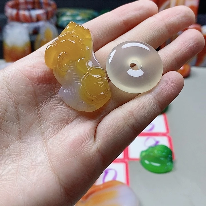 未镶嵌吊坠(不含链)玛瑙/玉髓冰*