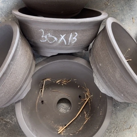 紫砂花盆100-5。     30-13