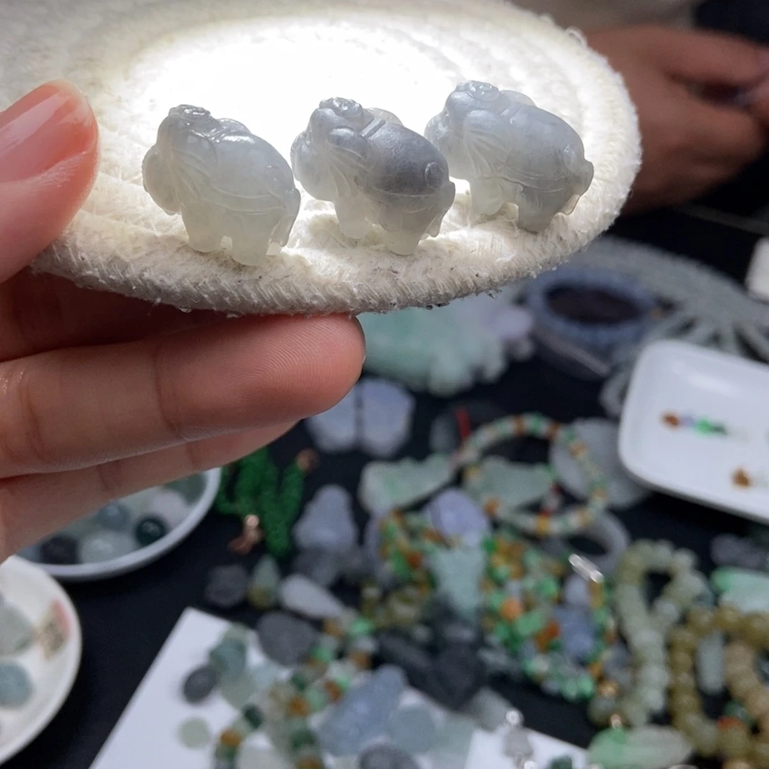 未镶嵌定制翡翠单个价格