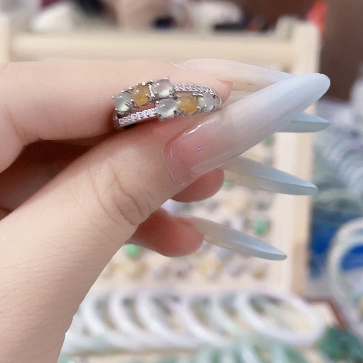 颈饰未镶嵌翡翠天然翡翠Ａ货
