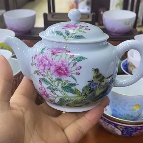 摆件陶瓷艺术品收藏